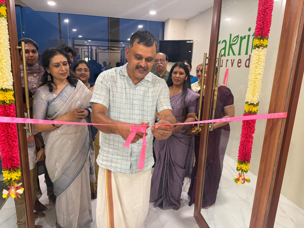Prakriti Ayurveda Valasaravakkam Branch Interior Chennai